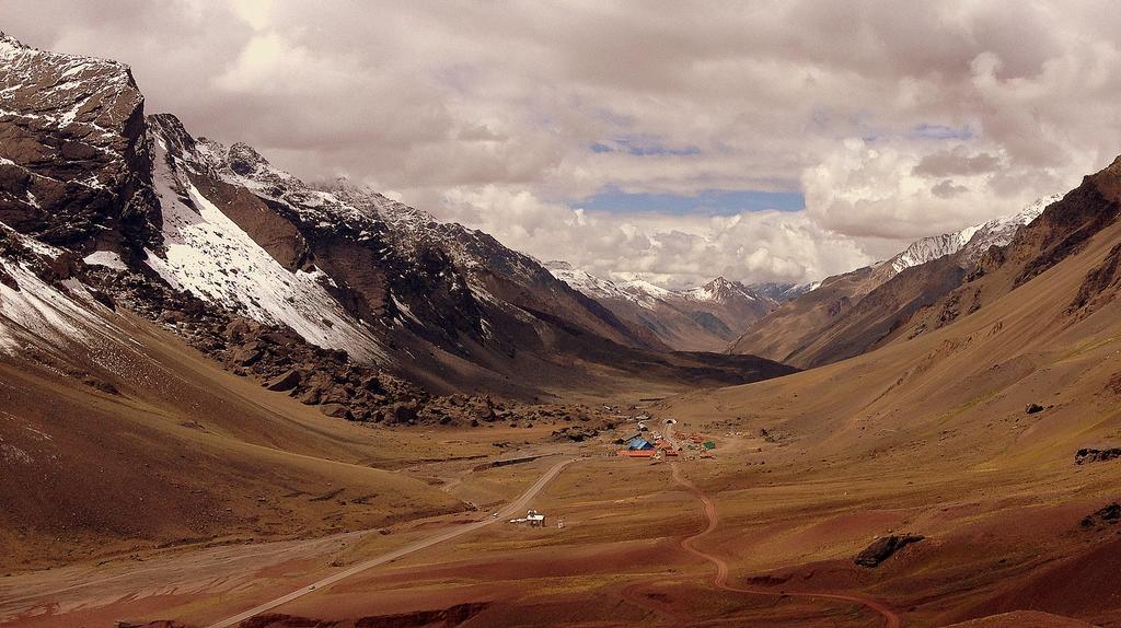 Portezuelo Del Viento - Hostel De Montana Лас-Куэвас Экстерьер фото