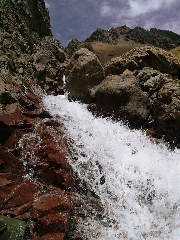 Portezuelo Del Viento - Hostel De Montana Лас-Куэвас Экстерьер фото