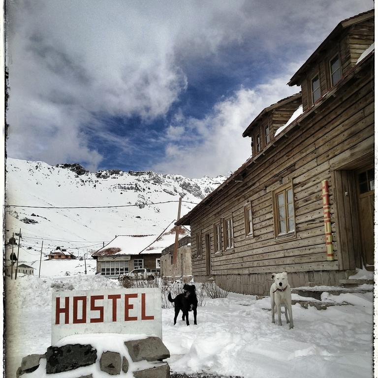 Portezuelo Del Viento - Hostel De Montana Лас-Куэвас Экстерьер фото