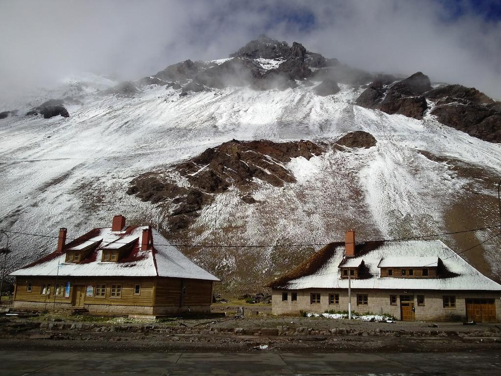 Portezuelo Del Viento - Hostel De Montana Лас-Куэвас Экстерьер фото