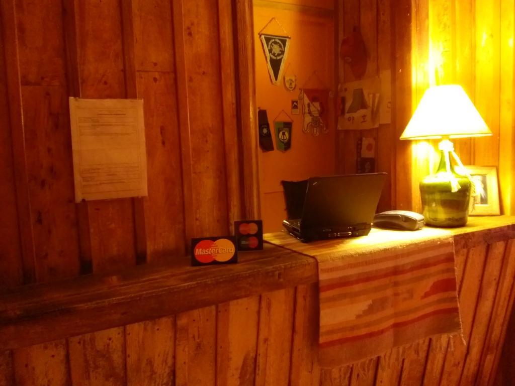 Portezuelo Del Viento - Hostel De Montana Лас-Куэвас Экстерьер фото