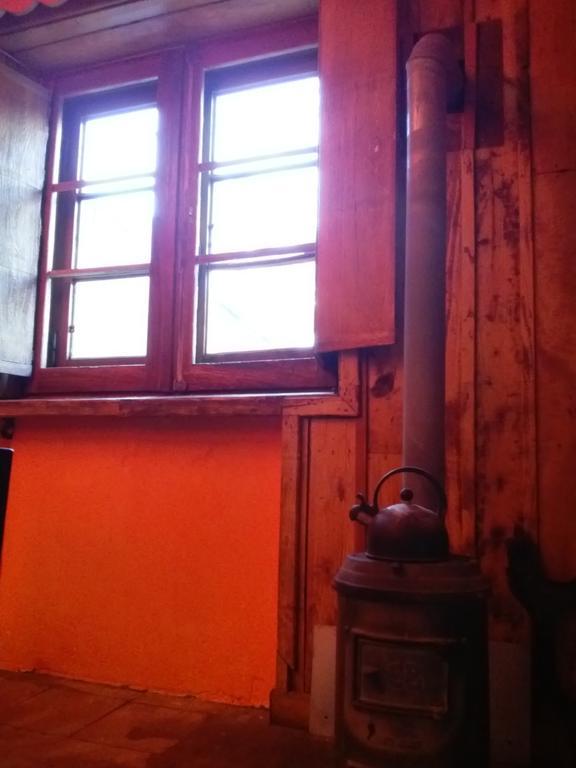 Portezuelo Del Viento - Hostel De Montana Лас-Куэвас Экстерьер фото