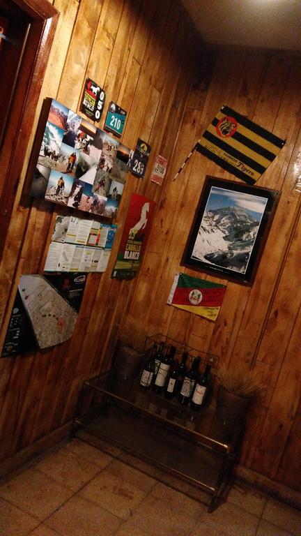 Portezuelo Del Viento - Hostel De Montana Лас-Куэвас Экстерьер фото